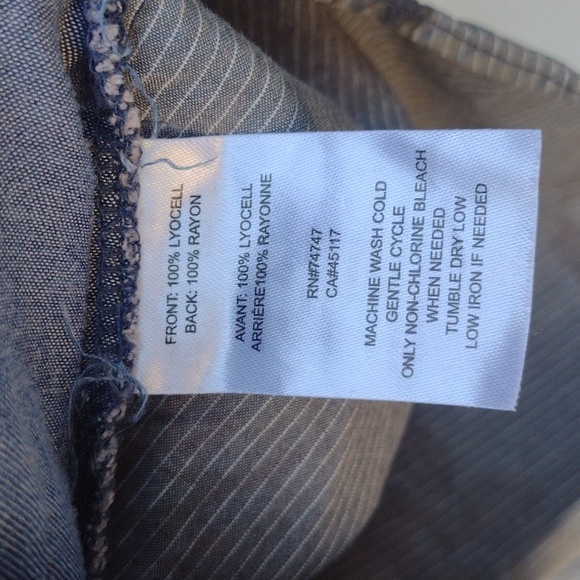 Natural Reflections Chambray Floral Shirt 3X - Picture 8 of 9